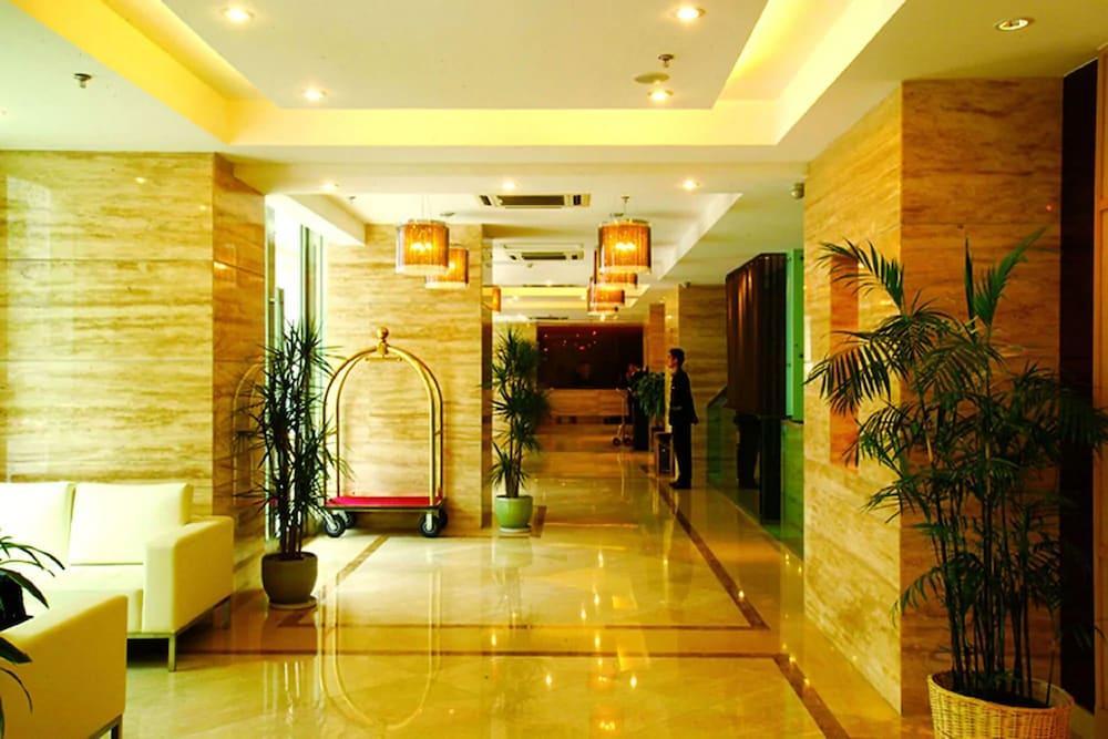 Rayfont Celebrity Hotel & Apartment Shanghai Exterior photo