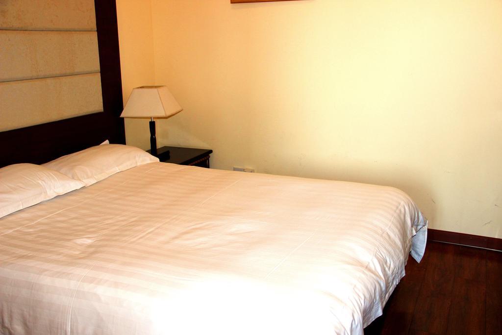 Rayfont Celebrity Hotel & Apartment Shanghai Exterior photo